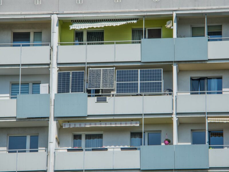 How much can plug-in solar save, and how long is the payback?